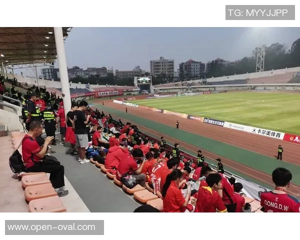 广州足球队在亚运会积分榜上以64分稳居第一名,展现强劲实力 广州足球队在亚运会积分榜上以64分稳居第一名,展现强劲实力